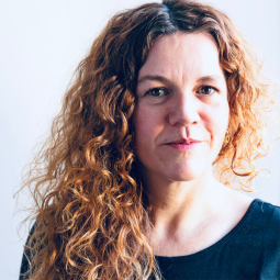 سيلفيا شوكارو